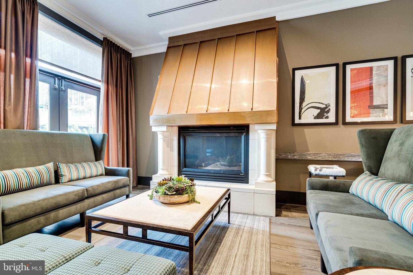 3101 N HAMPTON DR #718, ALEXANDRIA, Virginia 22302, 2 Bedrooms Bedrooms, ,2 BathroomsBathrooms,Residential,For sale,3101 N HAMPTON DR #718,VAAX2053638 MLS # VAAX2053638