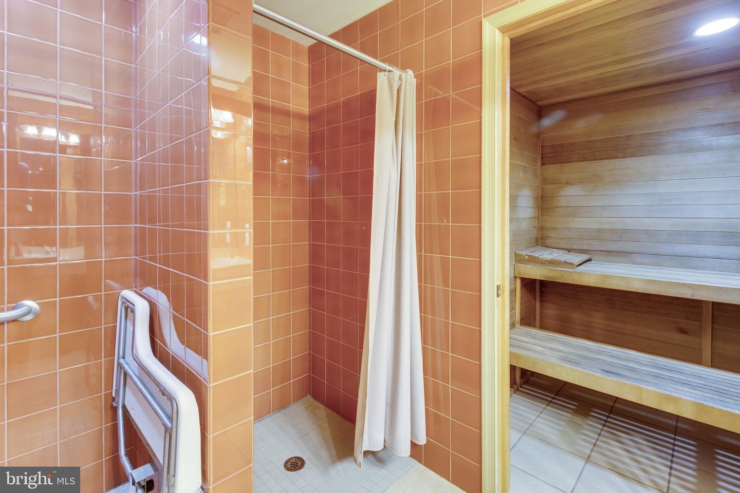 3101 N HAMPTON DR #718, ALEXANDRIA, Virginia 22302, 2 Bedrooms Bedrooms, ,2 BathroomsBathrooms,Residential,For sale,3101 N HAMPTON DR #718,VAAX2053638 MLS # VAAX2053638