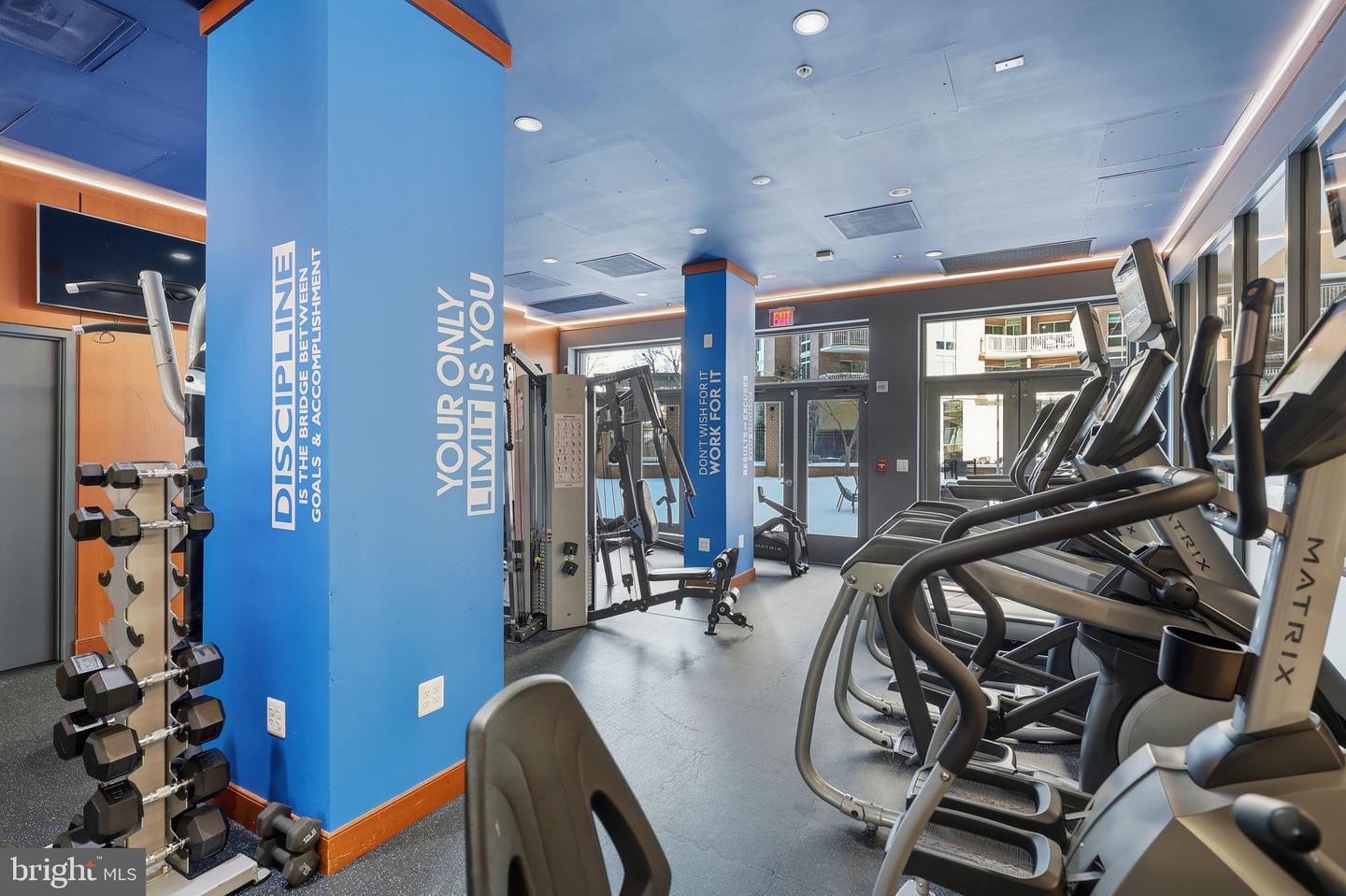 3101 N HAMPTON DR #718, ALEXANDRIA, Virginia 22302, 2 Bedrooms Bedrooms, ,2 BathroomsBathrooms,Residential,For sale,3101 N HAMPTON DR #718,VAAX2053638 MLS # VAAX2053638