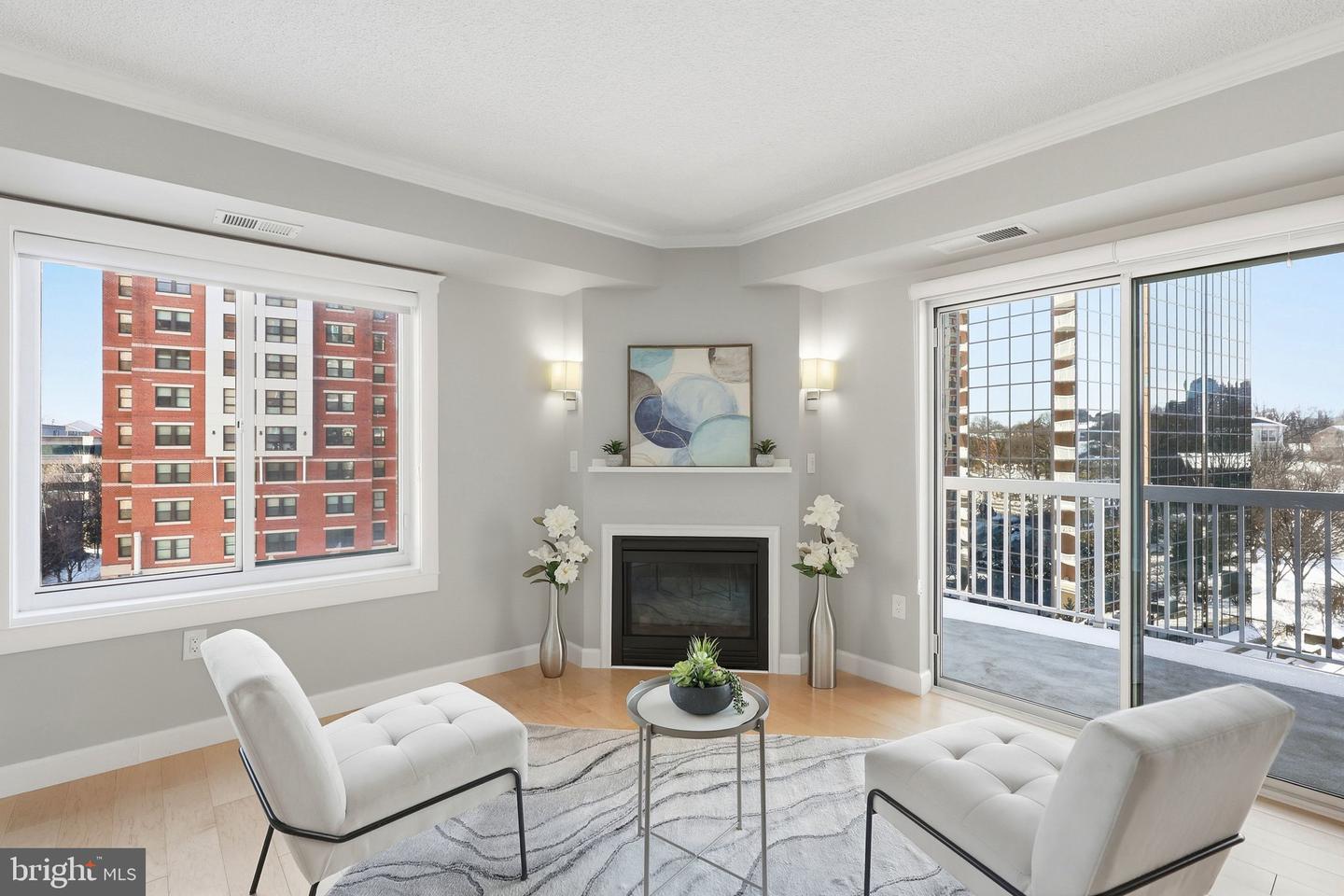 3101 N HAMPTON DR #718, ALEXANDRIA, Virginia 22302, 2 Bedrooms Bedrooms, ,2 BathroomsBathrooms,Residential,For sale,3101 N HAMPTON DR #718,VAAX2053638 MLS # VAAX2053638