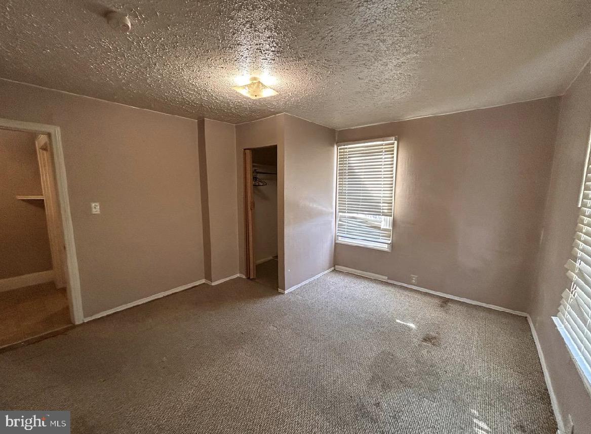 247 11TH STREET NW DR, PULASKI, Virginia 24301, 2 Bedrooms Bedrooms, ,1 BathroomBathrooms,Residential,For sale,247 11TH STREET NW DR,VAPU2000048 MLS # VAPU2000048