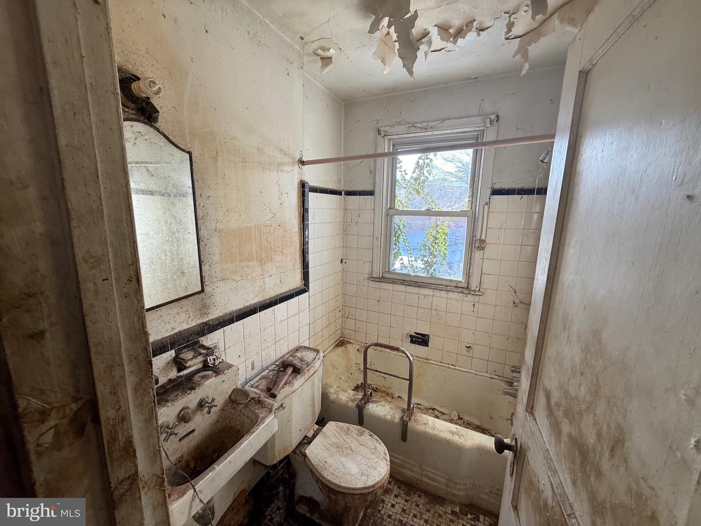 1447 BANGOR ST SE, WASHINGTON, District Of Columbia 20020, 2 Bedrooms Bedrooms, ,1 BathroomBathrooms,Residential,For sale,1447 BANGOR ST SE,DCDC2243802 MLS # DCDC2243802 1447 BANGOR ST SE, WASHINGTON, District Of Columbia 20020, 2 Bedrooms Bedrooms, ,1 BathroomBathrooms,Residential,For sale,1447 BANGOR ST SE,DCDC2243802 MLS # DCDC2243802