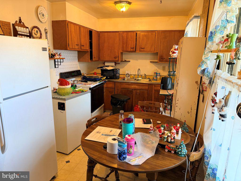 312 DEVON RD, STAUNTON, Virginia 24401, 3 Bedrooms Bedrooms, ,1 BathroomBathrooms,Residential,For sale,312 DEVON RD,VASC2000780 MLS # VASC2000780 312 DEVON RD, STAUNTON, Virginia 24401, 3 Bedrooms Bedrooms, ,1 BathroomBathrooms,Residential,For sale,312 DEVON RD,VASC2000780 MLS # VASC2000780