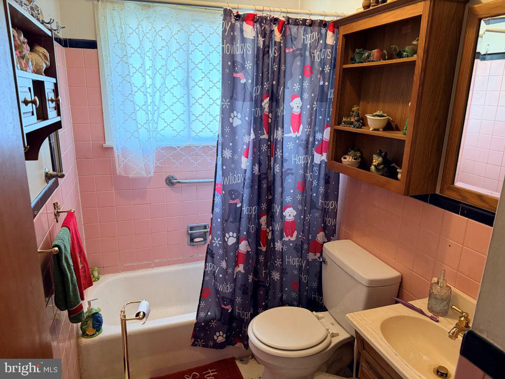 312 DEVON RD, STAUNTON, Virginia 24401, 3 Bedrooms Bedrooms, ,1 BathroomBathrooms,Residential,For sale,312 DEVON RD,VASC2000780 MLS # VASC2000780 312 DEVON RD, STAUNTON, Virginia 24401, 3 Bedrooms Bedrooms, ,1 BathroomBathrooms,Residential,For sale,312 DEVON RD,VASC2000780 MLS # VASC2000780