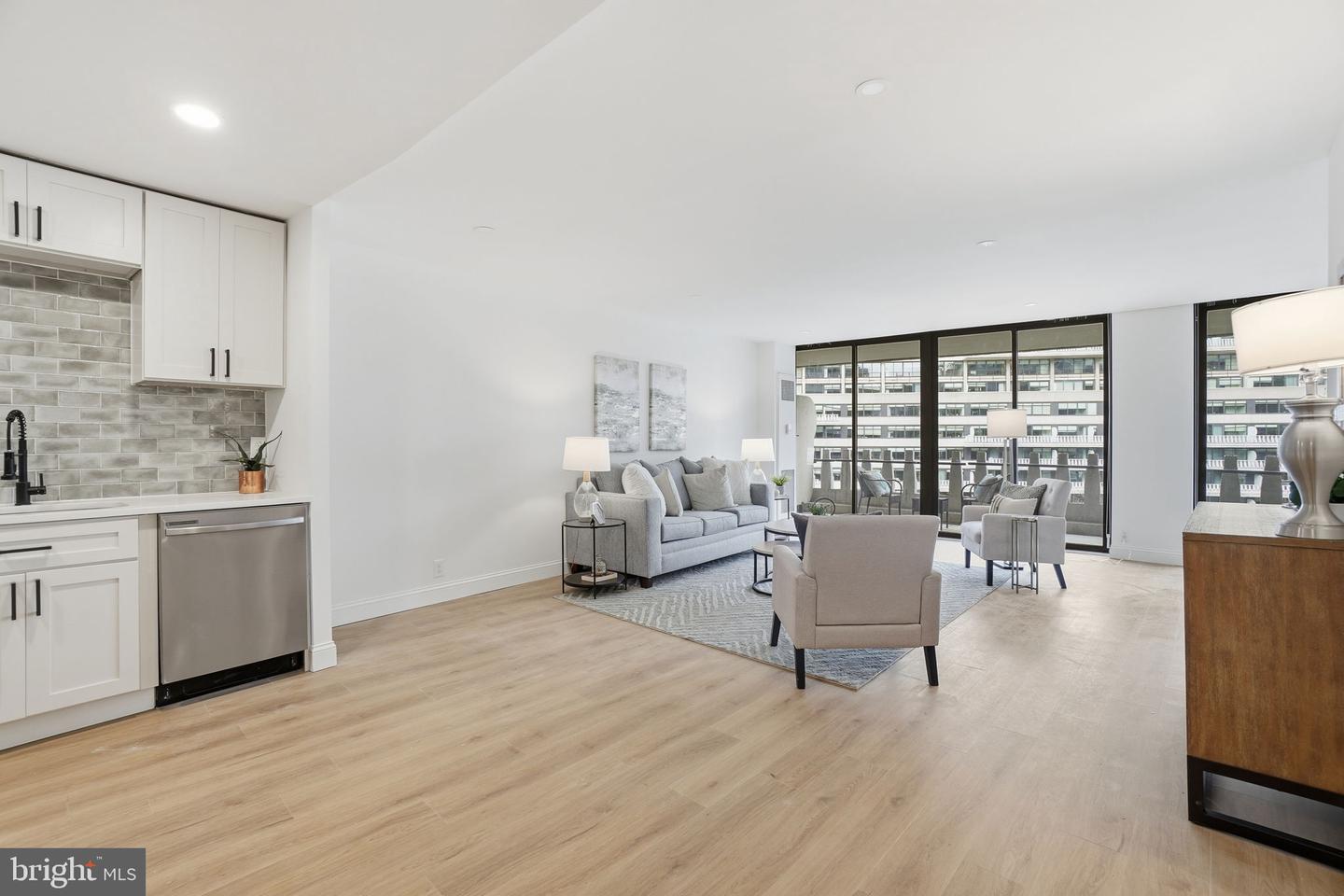 700 NEW HAMPSHIRE AVE NW #609, WASHINGTON, District Of Columbia 20037, 1 Bedroom Bedrooms, ,2 BathroomsBathrooms,Residential,For sale,700 NEW HAMPSHIRE AVE NW #609,DCDC2243808 MLS # DCDC2243808