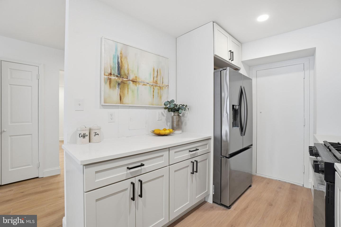 700 NEW HAMPSHIRE AVE NW #609, WASHINGTON, District Of Columbia 20037, 1 Bedroom Bedrooms, ,2 BathroomsBathrooms,Residential,For sale,700 NEW HAMPSHIRE AVE NW #609,DCDC2243808 MLS # DCDC2243808