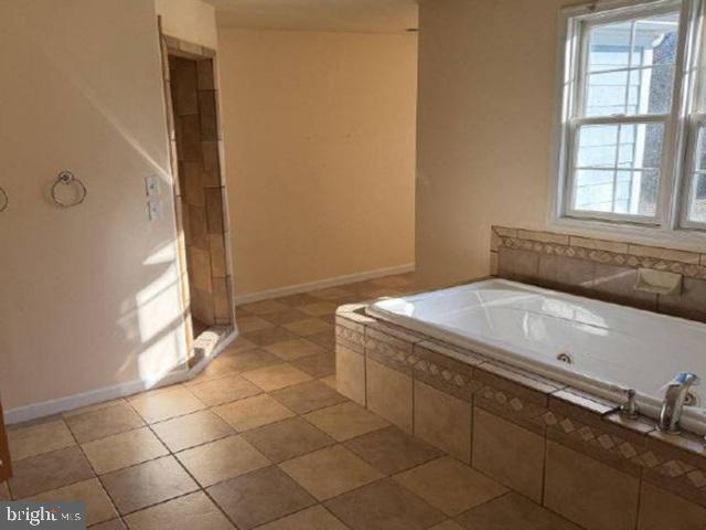 1225 BELLS MILL RD, CHESAPEAKE, Virginia 23322, 4 Bedrooms Bedrooms, 10 Rooms Rooms,4 BathroomsBathrooms,Residential,For sale,1225 BELLS MILL RD,VACK2000138 MLS # VACK2000138