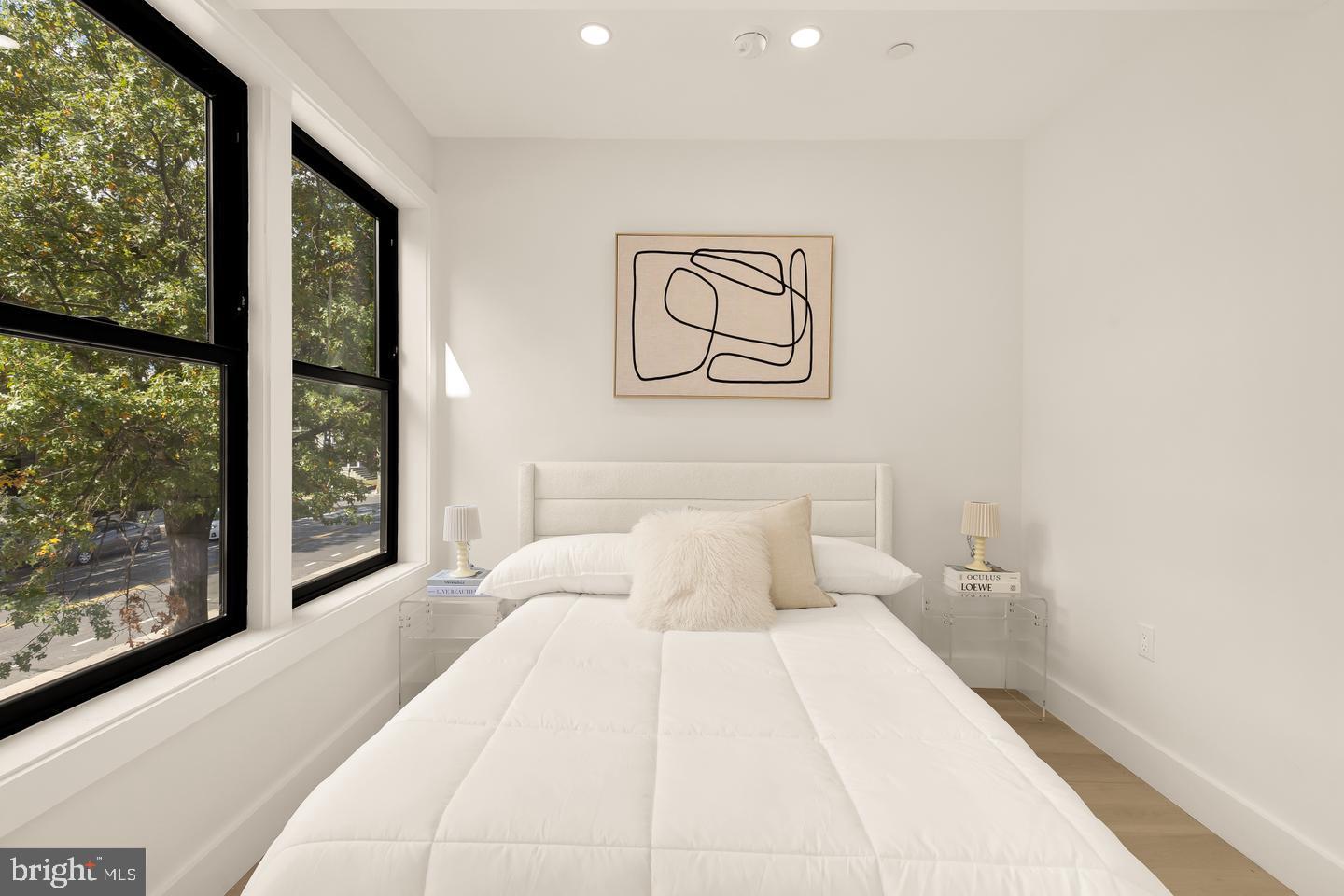 3923 14TH ST NW #5, WASHINGTON, District Of Columbia 20011, 2 Bedrooms Bedrooms, ,2 BathroomsBathrooms,Residential,For sale,3923 14TH ST NW #5,DCDC2243836 MLS # DCDC2243836