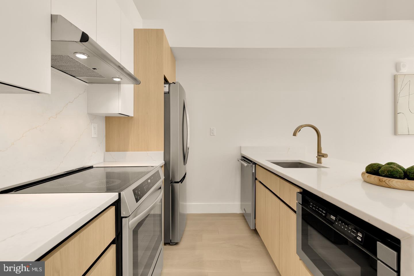 3923 14TH ST NW #5, WASHINGTON, District Of Columbia 20011, 2 Bedrooms Bedrooms, ,2 BathroomsBathrooms,Residential,For sale,3923 14TH ST NW #5,DCDC2243836 MLS # DCDC2243836