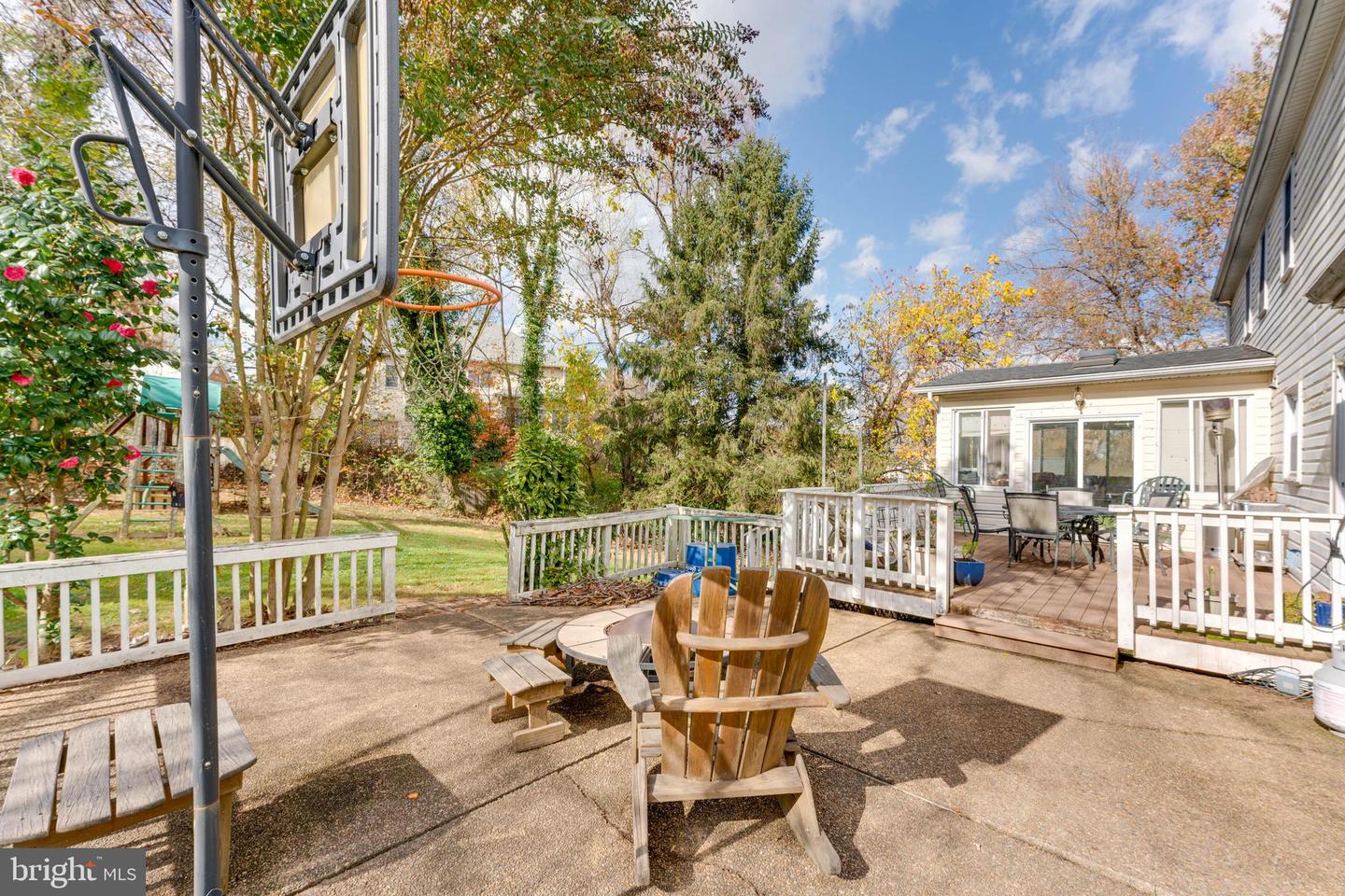 9723 COUNSELLOR DR, VIENNA, Virginia 22181, 4 Bedrooms Bedrooms, ,2 BathroomsBathrooms,Residential,For sale,9723 COUNSELLOR DR,VAFX2210480 MLS # VAFX2210480