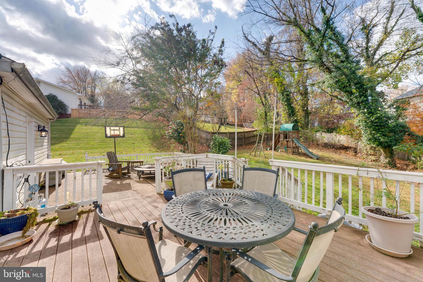 9723 COUNSELLOR DR, VIENNA, Virginia 22181, 4 Bedrooms Bedrooms, ,2 BathroomsBathrooms,Residential,For sale,9723 COUNSELLOR DR,VAFX2210480 MLS # VAFX2210480