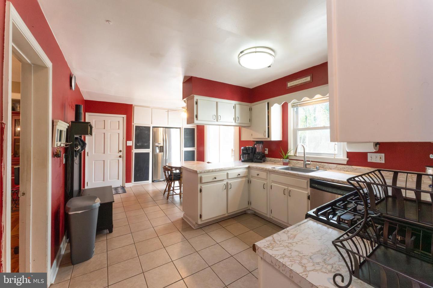 9723 COUNSELLOR DR, VIENNA, Virginia 22181, 4 Bedrooms Bedrooms, ,2 BathroomsBathrooms,Residential,For sale,9723 COUNSELLOR DR,VAFX2210480 MLS # VAFX2210480