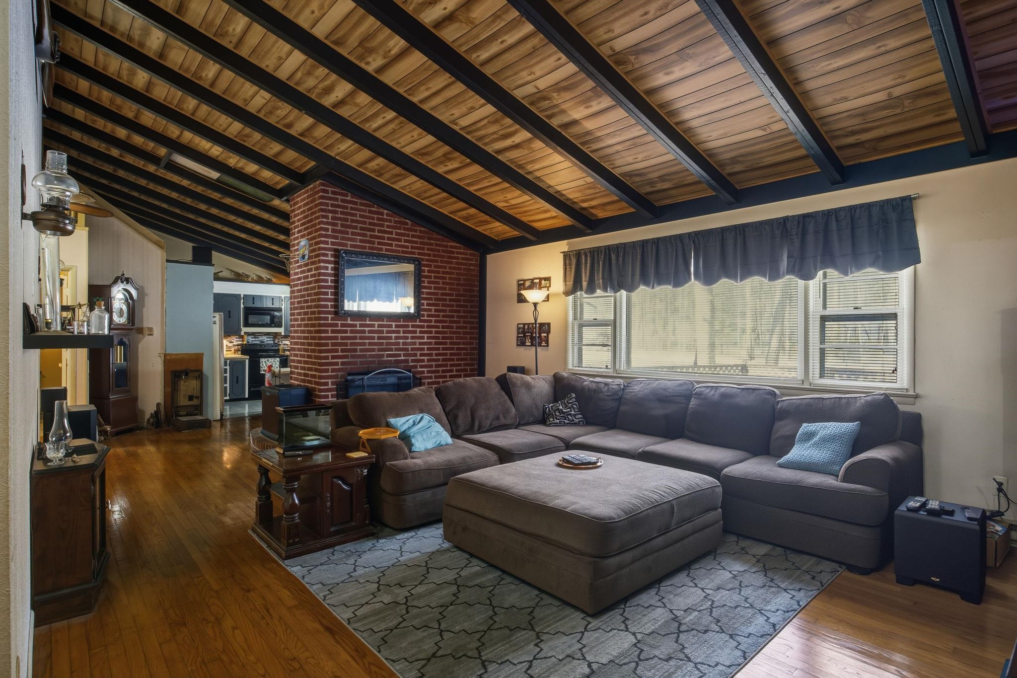 9897 BRIERY BRANCH RD, DAYTON, Virginia 22821, 3 Bedrooms Bedrooms, ,2 BathroomsBathrooms,Residential,Stunning Mtn. Retreat,9897 BRIERY BRANCH RD,672899 MLS # 672899 9897 BRIERY BRANCH RD, DAYTON, Virginia 22821, 3 Bedrooms Bedrooms, ,2 BathroomsBathrooms,Residential,Stunning Mtn. Retreat,9897 BRIERY BRANCH RD,672899 MLS # 672899