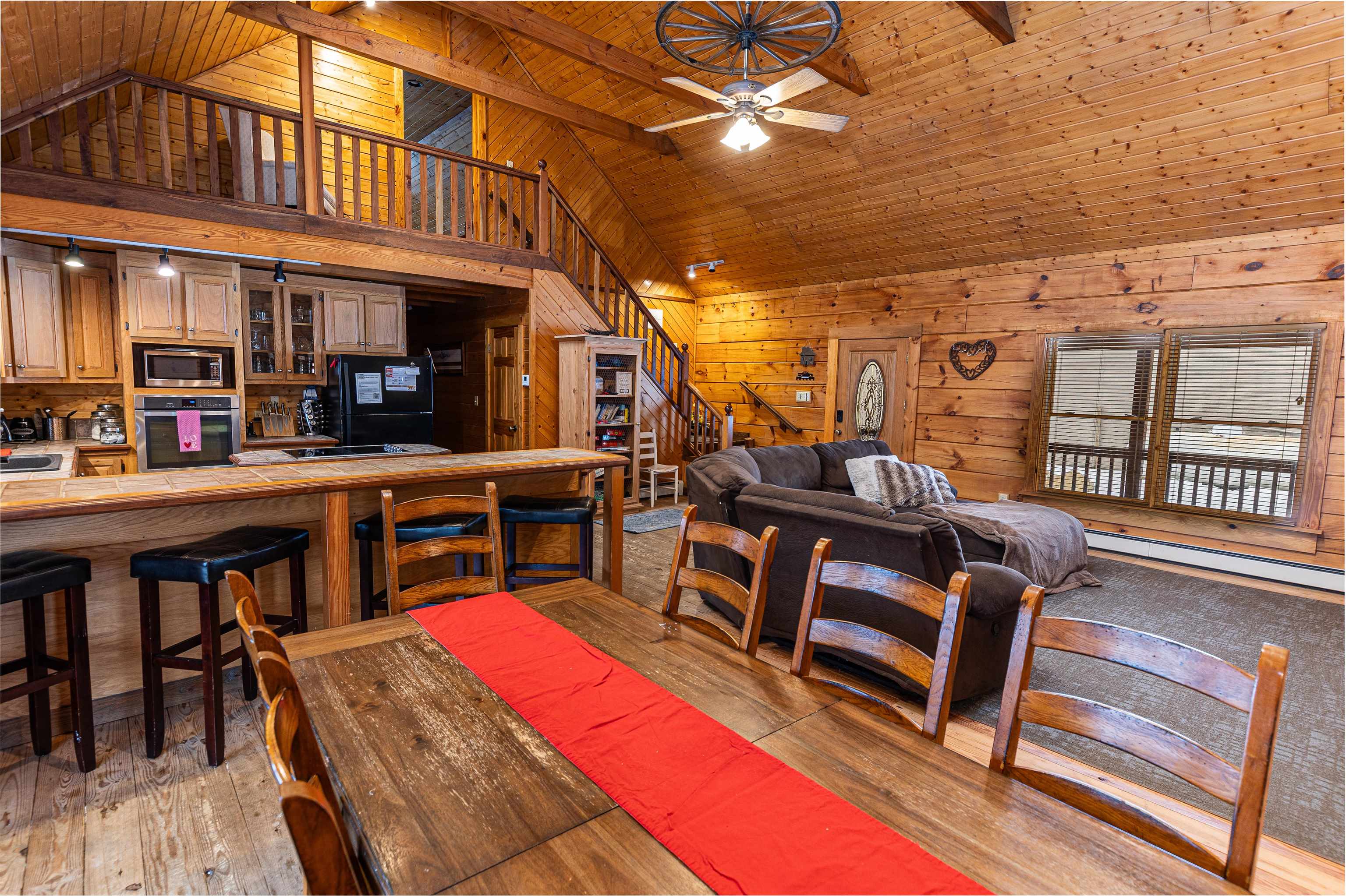 166 DEER DR, MCGAHEYSVILLE, Virginia 22840, 4 Bedrooms Bedrooms, ,4 BathroomsBathrooms,Residential,166 DEER DR,672900 MLS # 672900