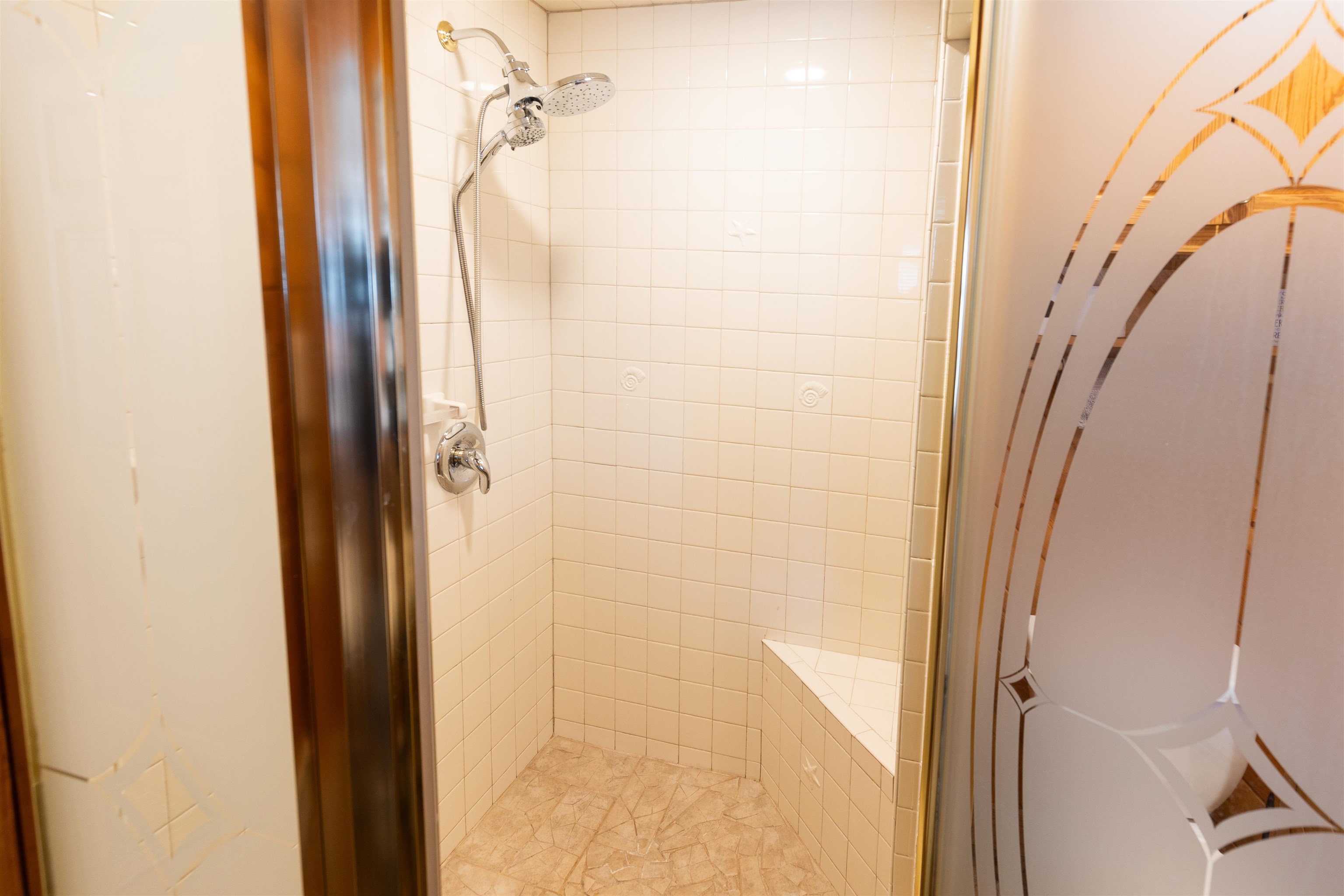 166 DEER DR, MCGAHEYSVILLE, Virginia 22840, 4 Bedrooms Bedrooms, ,4 BathroomsBathrooms,Residential,166 DEER DR,672900 MLS # 672900