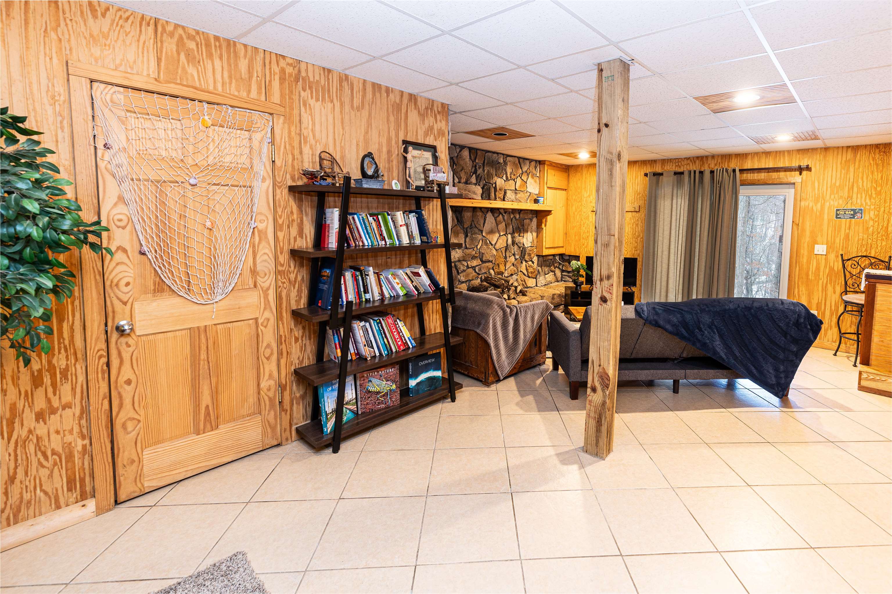 166 DEER DR, MCGAHEYSVILLE, Virginia 22840, 4 Bedrooms Bedrooms, ,4 BathroomsBathrooms,Residential,166 DEER DR,672900 MLS # 672900