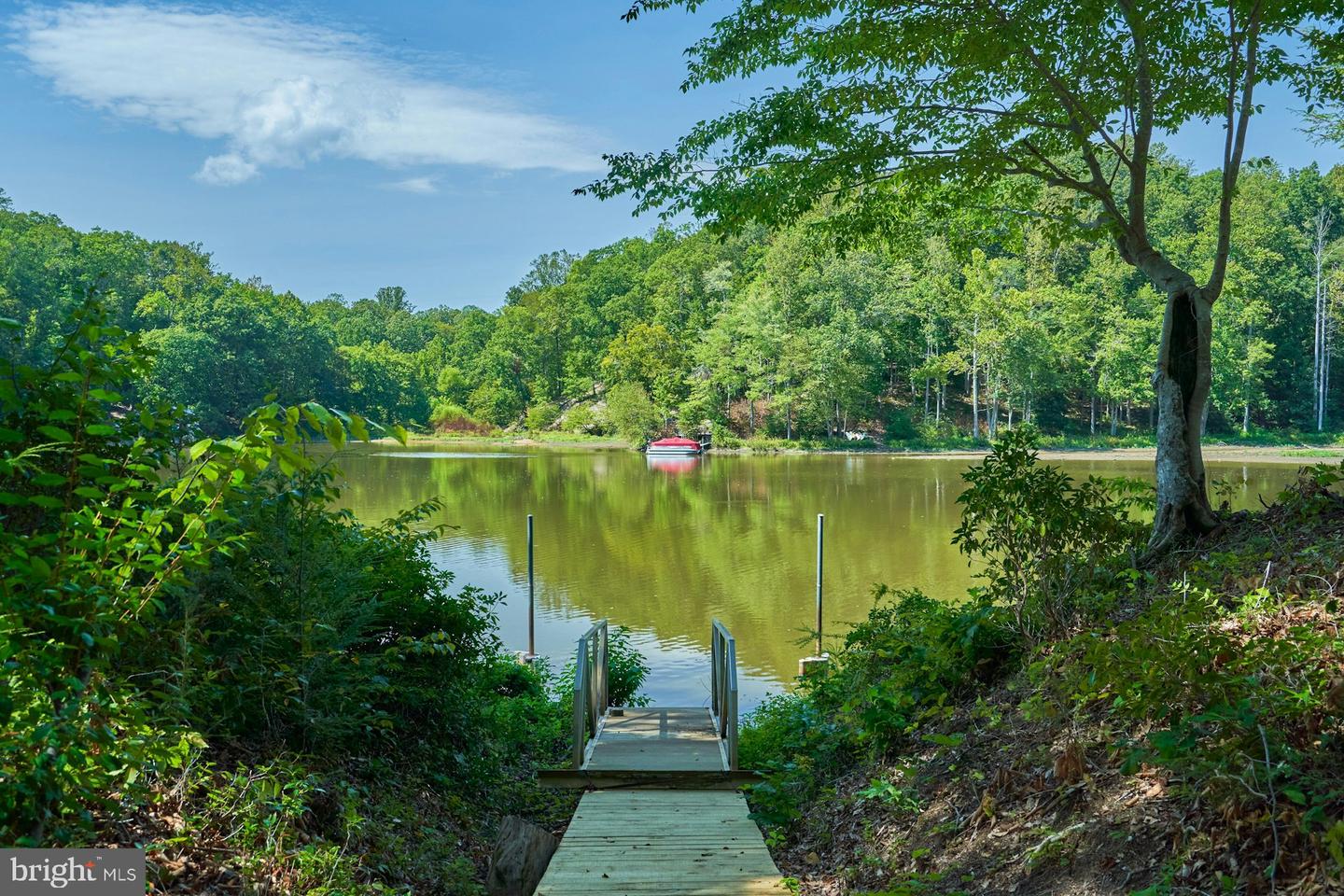 10300 HAMPTON RD, FAIRFAX STATION, Virginia 22039, 6 Bedrooms Bedrooms, ,5 BathroomsBathrooms,Residential,For sale,10300 HAMPTON RD,VAFX2246718 MLS # VAFX2246718