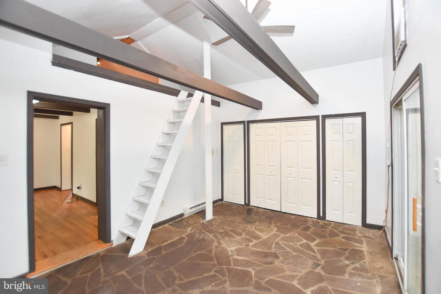 420 WHITE OAK LN, BLUEMONT, Virginia 20135, 2 Bedrooms Bedrooms, ,1 BathroomBathrooms,Residential,For sale,420 WHITE OAK LN,VACL2006018 MLS # VACL2006018