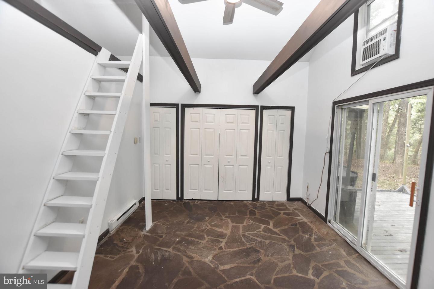 420 WHITE OAK LN, BLUEMONT, Virginia 20135, 2 Bedrooms Bedrooms, ,1 BathroomBathrooms,Residential,For sale,420 WHITE OAK LN,VACL2006018 MLS # VACL2006018