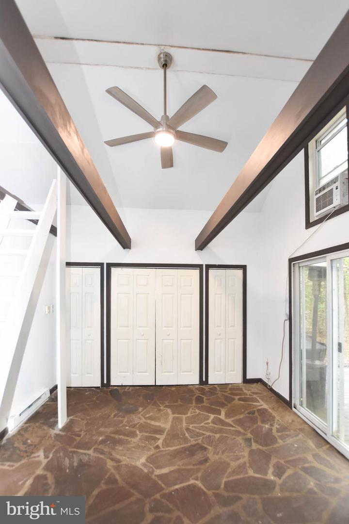 420 WHITE OAK LN, BLUEMONT, Virginia 20135, 2 Bedrooms Bedrooms, ,1 BathroomBathrooms,Residential,For sale,420 WHITE OAK LN,VACL2006018 MLS # VACL2006018