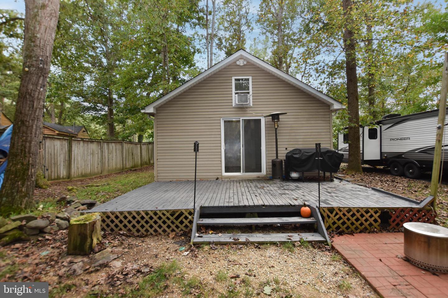 420 WHITE OAK LN, BLUEMONT, Virginia 20135, 2 Bedrooms Bedrooms, ,1 BathroomBathrooms,Residential,For sale,420 WHITE OAK LN,VACL2006018 MLS # VACL2006018