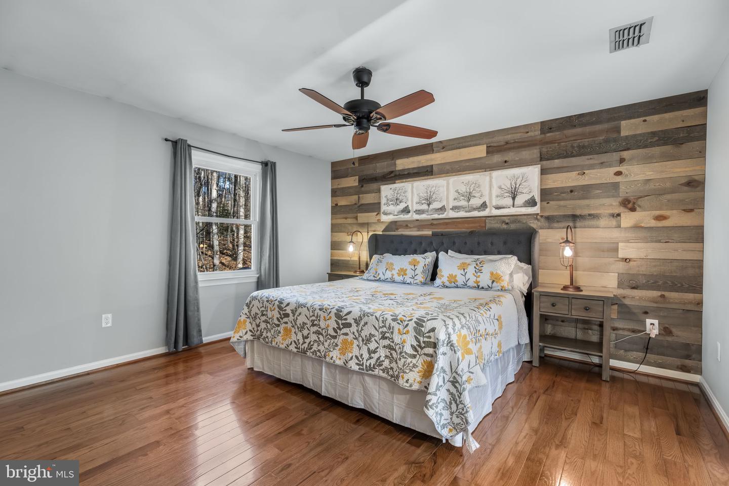 5356 WADE LN, WOODBRIDGE, Virginia 22192, 4 Bedrooms Bedrooms, ,2 BathroomsBathrooms,Residential,For sale,5356 WADE LN,VAPW2110664 MLS # VAPW2110664