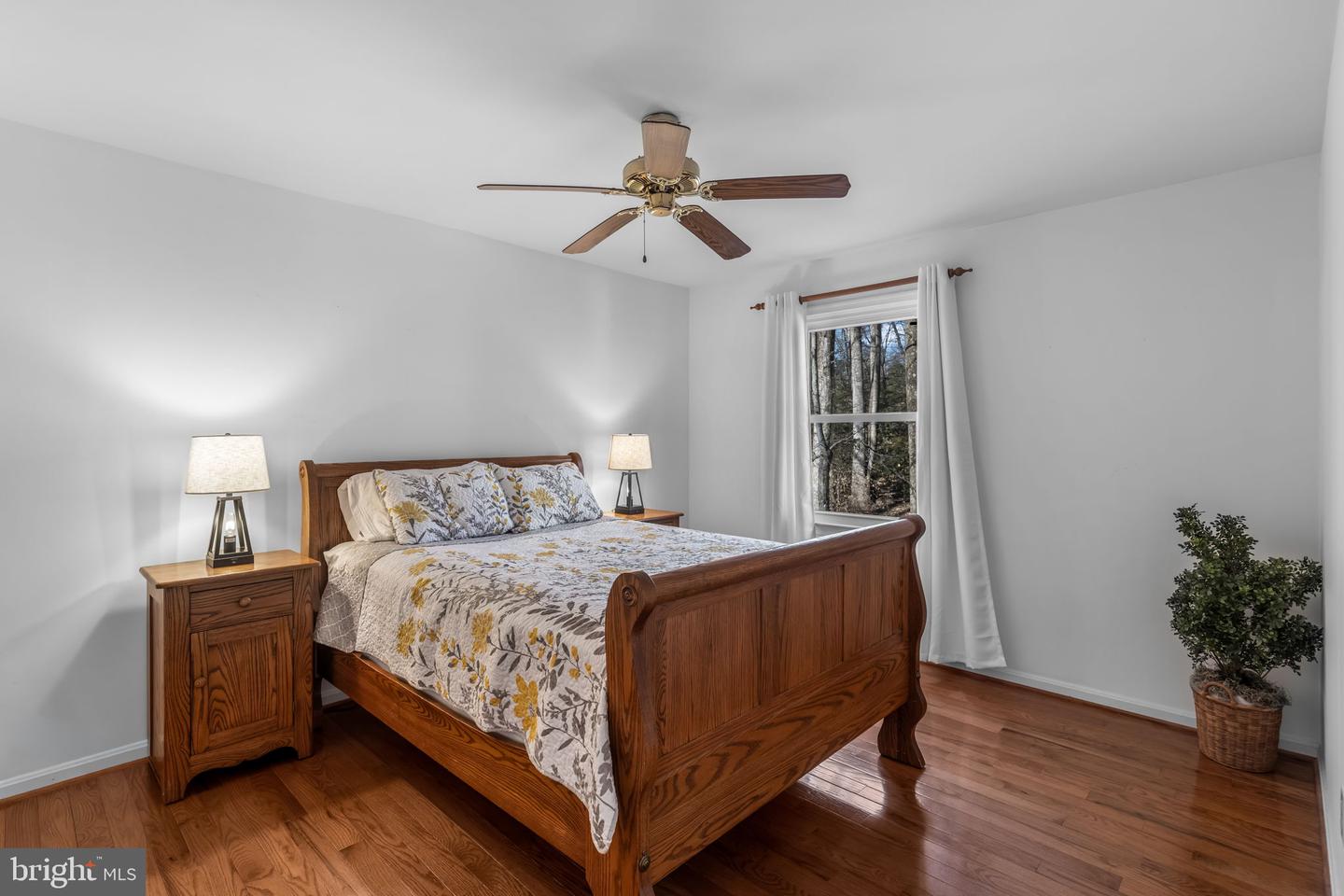 5356 WADE LN, WOODBRIDGE, Virginia 22192, 4 Bedrooms Bedrooms, ,2 BathroomsBathrooms,Residential,For sale,5356 WADE LN,VAPW2110664 MLS # VAPW2110664