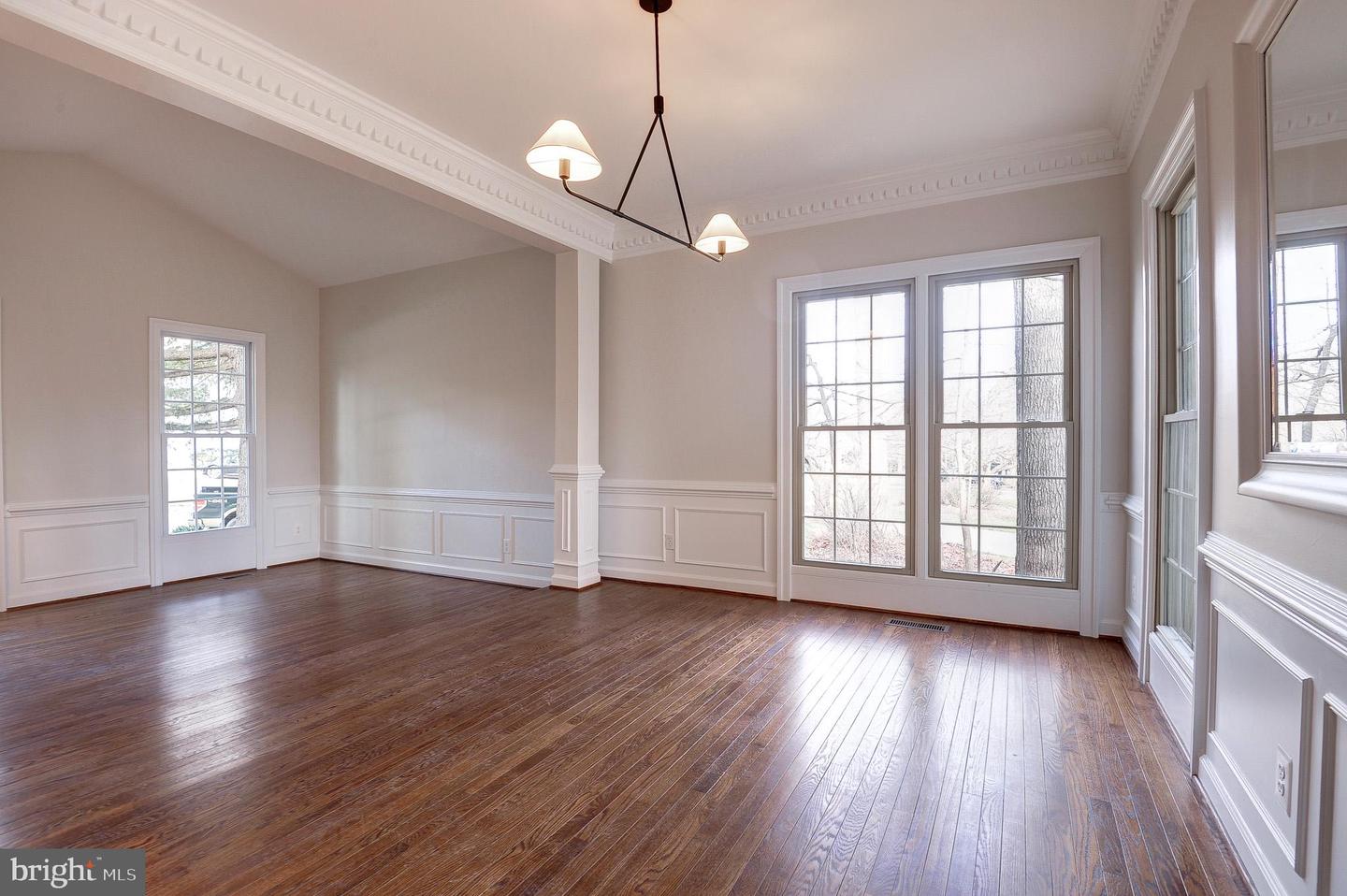 11913 CHAMPION LAKE CT, HERNDON, Virginia 20170, 4 Bedrooms Bedrooms, 12 Rooms Rooms,3 BathroomsBathrooms,Residential,For sale,11913 CHAMPION LAKE CT,VAFX2286234 MLS # VAFX2286234