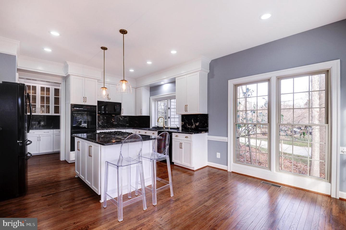 11913 CHAMPION LAKE CT, HERNDON, Virginia 20170, 4 Bedrooms Bedrooms, 12 Rooms Rooms,3 BathroomsBathrooms,Residential,For sale,11913 CHAMPION LAKE CT,VAFX2286234 MLS # VAFX2286234