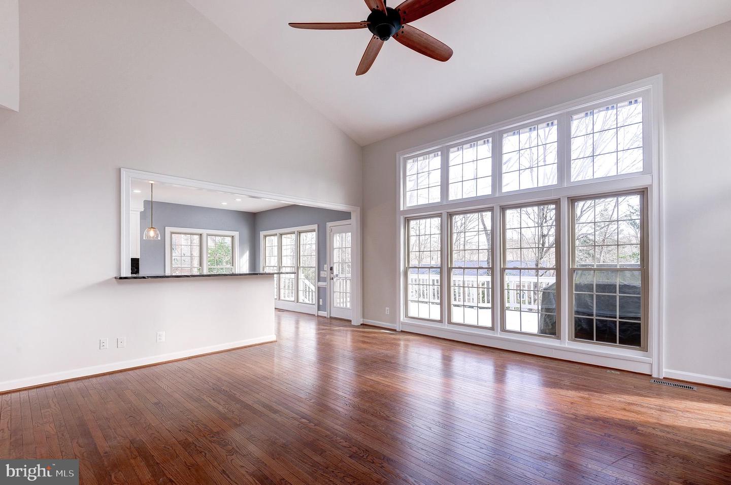 11913 CHAMPION LAKE CT, HERNDON, Virginia 20170, 4 Bedrooms Bedrooms, 12 Rooms Rooms,3 BathroomsBathrooms,Residential,For sale,11913 CHAMPION LAKE CT,VAFX2286234 MLS # VAFX2286234