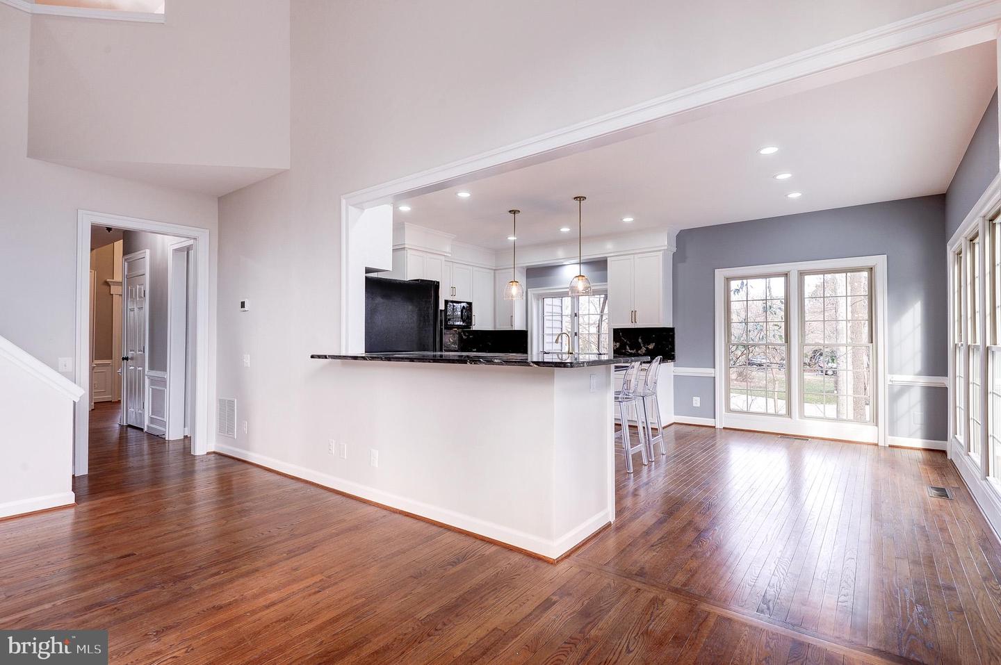 11913 CHAMPION LAKE CT, HERNDON, Virginia 20170, 4 Bedrooms Bedrooms, 12 Rooms Rooms,3 BathroomsBathrooms,Residential,For sale,11913 CHAMPION LAKE CT,VAFX2286234 MLS # VAFX2286234