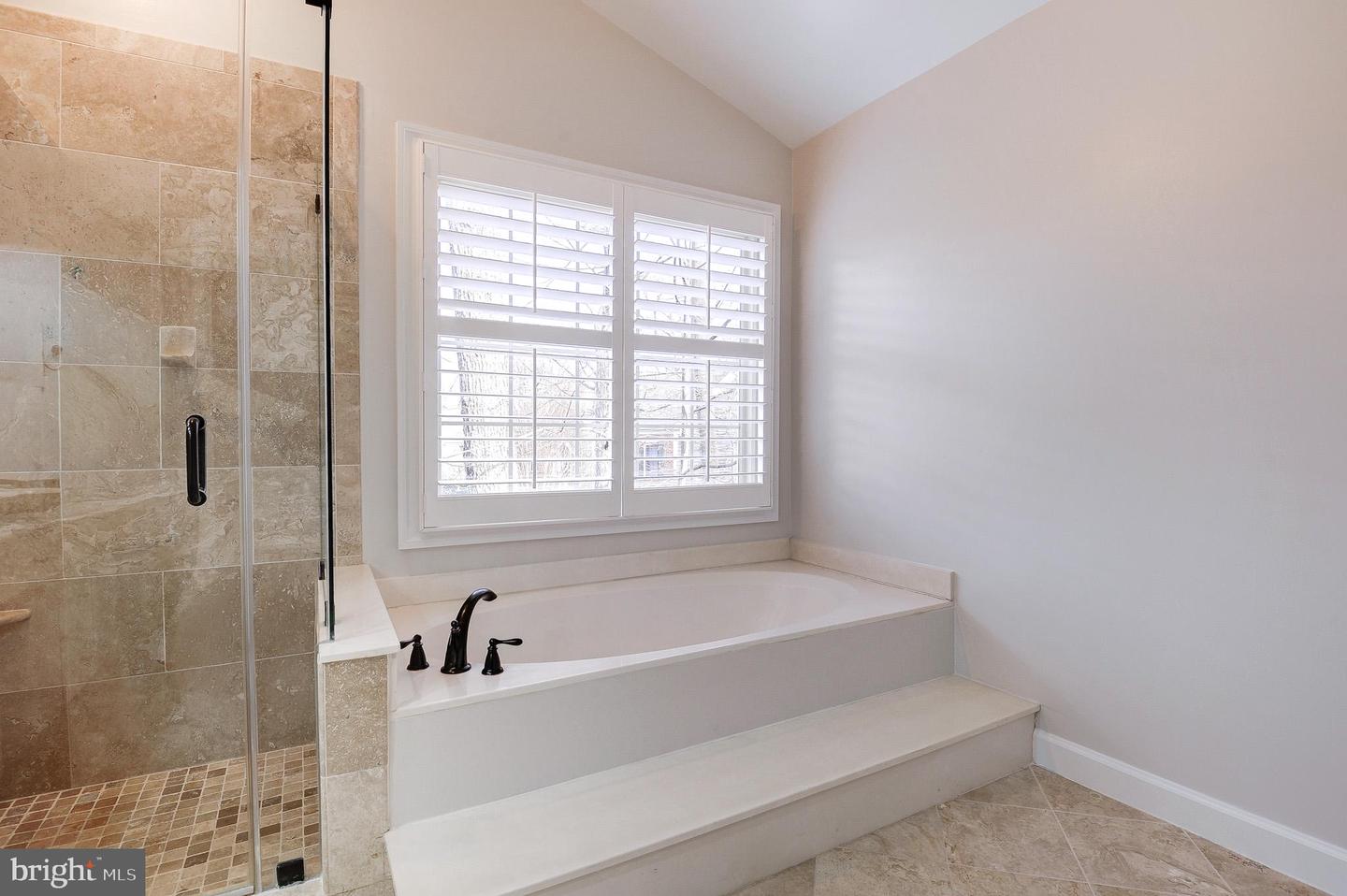 11913 CHAMPION LAKE CT, HERNDON, Virginia 20170, 4 Bedrooms Bedrooms, 12 Rooms Rooms,3 BathroomsBathrooms,Residential,For sale,11913 CHAMPION LAKE CT,VAFX2286234 MLS # VAFX2286234