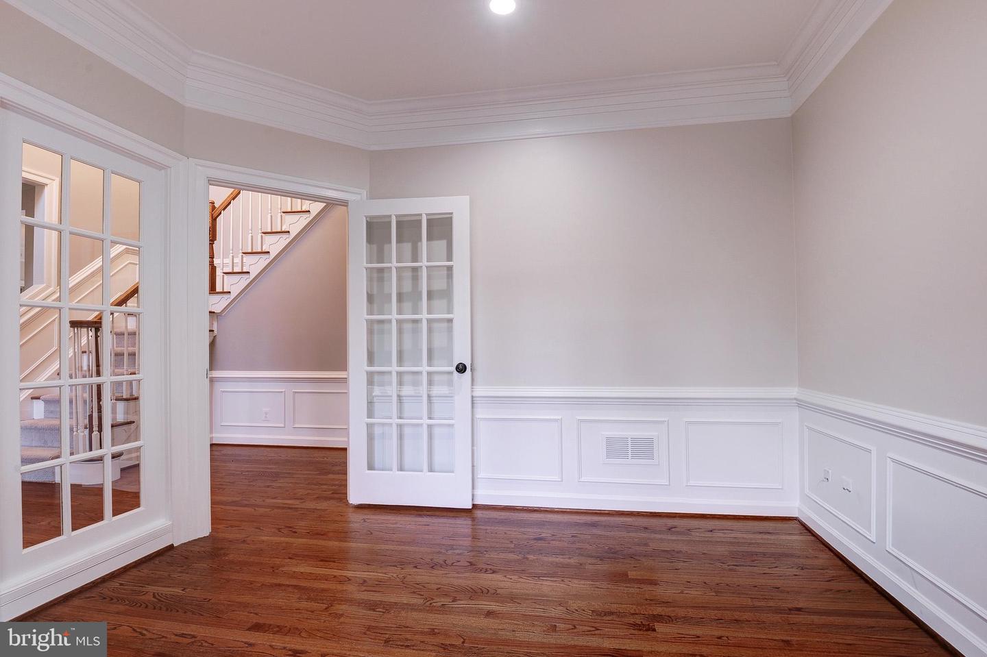 11913 CHAMPION LAKE CT, HERNDON, Virginia 20170, 4 Bedrooms Bedrooms, 12 Rooms Rooms,3 BathroomsBathrooms,Residential,For sale,11913 CHAMPION LAKE CT,VAFX2286234 MLS # VAFX2286234