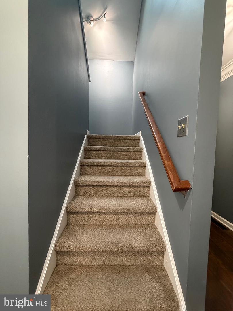 11719 GORDON RD, FREDERICKSBURG, Virginia 22407, 3 Bedrooms Bedrooms, 5 Rooms Rooms,2 BathroomsBathrooms,Residential,For sale,11719 GORDON RD,VASP2038950 MLS # VASP2038950