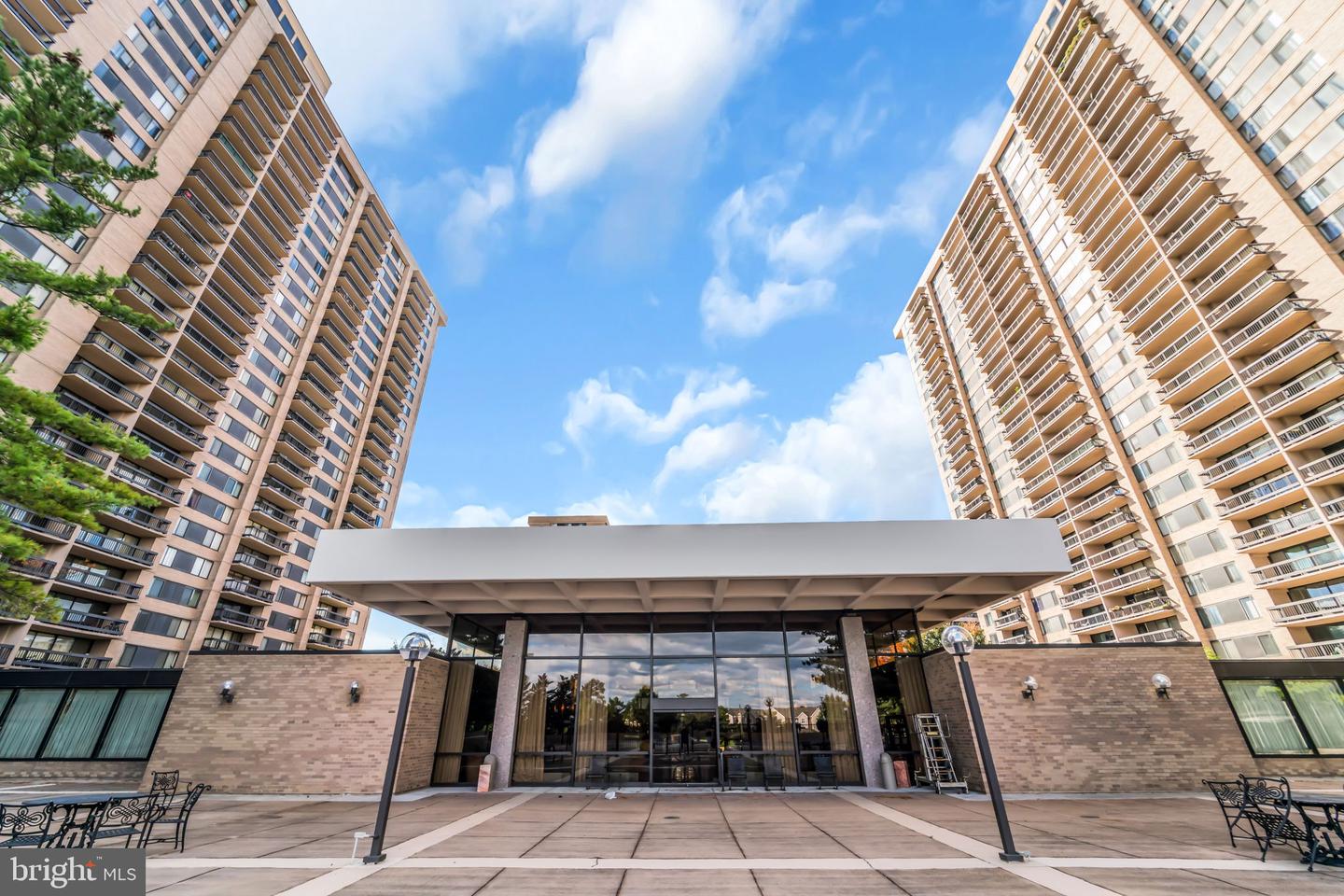 3701 S GEORGE MASON DR #401N, FALLS CHURCH, Virginia 22041, 1 Bedroom Bedrooms, ,1 BathroomBathrooms,Residential,For sale,3701 S GEORGE MASON DR #401N,VAFX2288056 MLS # VAFX2288056