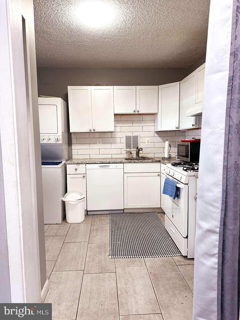 3701 S GEORGE MASON DR #401N, FALLS CHURCH, Virginia 22041, 1 Bedroom Bedrooms, ,1 BathroomBathrooms,Residential,For sale,3701 S GEORGE MASON DR #401N,VAFX2288056 MLS # VAFX2288056