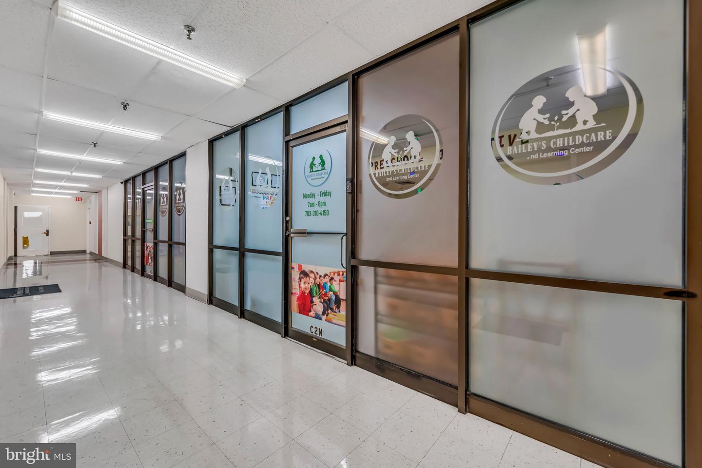 3701 S GEORGE MASON DR #401N, FALLS CHURCH, Virginia 22041, 1 Bedroom Bedrooms, ,1 BathroomBathrooms,Residential,For sale,3701 S GEORGE MASON DR #401N,VAFX2288056 MLS # VAFX2288056