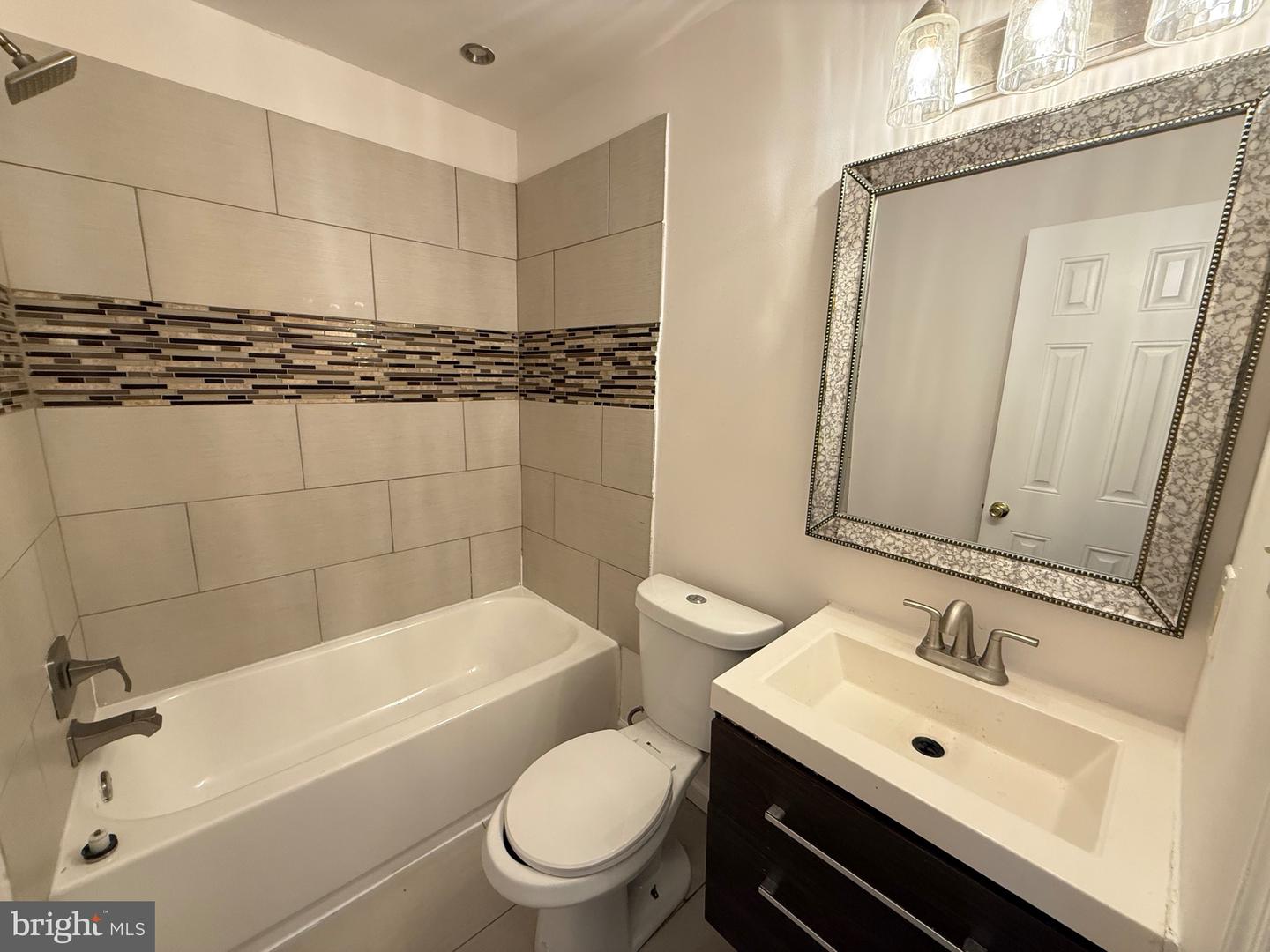 5009 D ST SE #303, WASHINGTON, District Of Columbia 20019, 1 Bedroom Bedrooms, ,1 BathroomBathrooms,Residential,For sale,5009 D ST SE #303,DCDC2243840 MLS # DCDC2243840