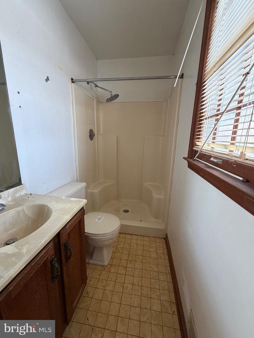 224 WHITSONS RUN, STAFFORD, Virginia 22554, 5 Bedrooms Bedrooms, ,3 BathroomsBathrooms,Residential,For sale,224 WHITSONS RUN,VAST2045592 MLS # VAST2045592