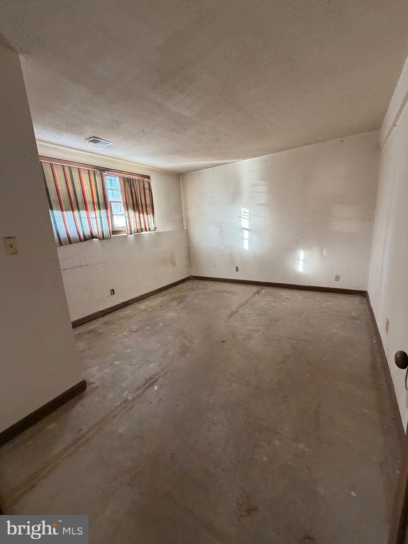 224 WHITSONS RUN, STAFFORD, Virginia 22554, 5 Bedrooms Bedrooms, ,3 BathroomsBathrooms,Residential,For sale,224 WHITSONS RUN,VAST2045592 MLS # VAST2045592