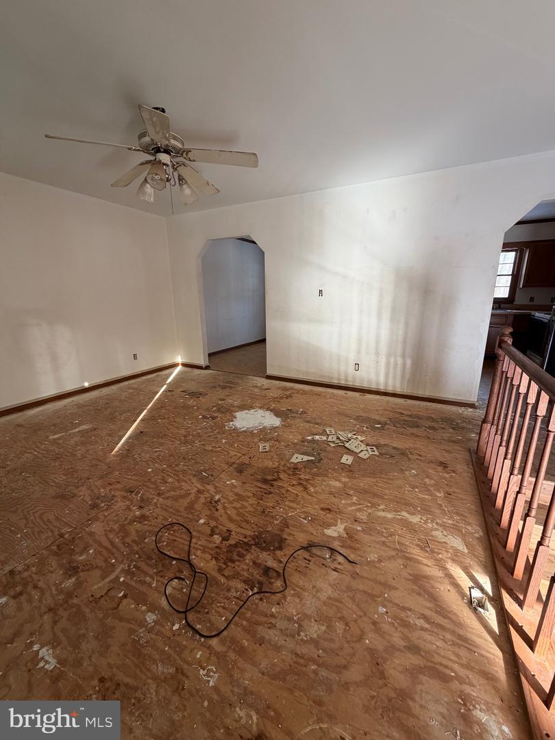 224 WHITSONS RUN, STAFFORD, Virginia 22554, 5 Bedrooms Bedrooms, ,3 BathroomsBathrooms,Residential,For sale,224 WHITSONS RUN,VAST2045592 MLS # VAST2045592