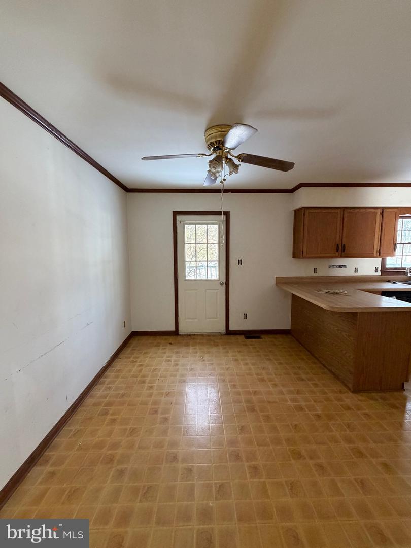 224 WHITSONS RUN, STAFFORD, Virginia 22554, 5 Bedrooms Bedrooms, ,3 BathroomsBathrooms,Residential,For sale,224 WHITSONS RUN,VAST2045592 MLS # VAST2045592