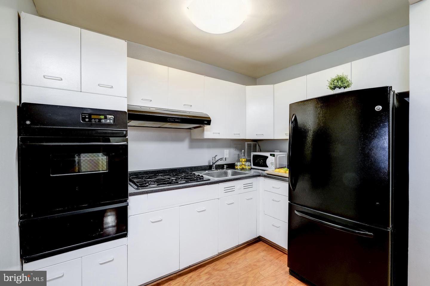 2401 H ST NW #307, WASHINGTON, District Of Columbia 20037, 1 Bedroom Bedrooms, ,1 BathroomBathrooms,Residential,For sale,2401 H ST NW #307,DCDC2243848 MLS # DCDC2243848