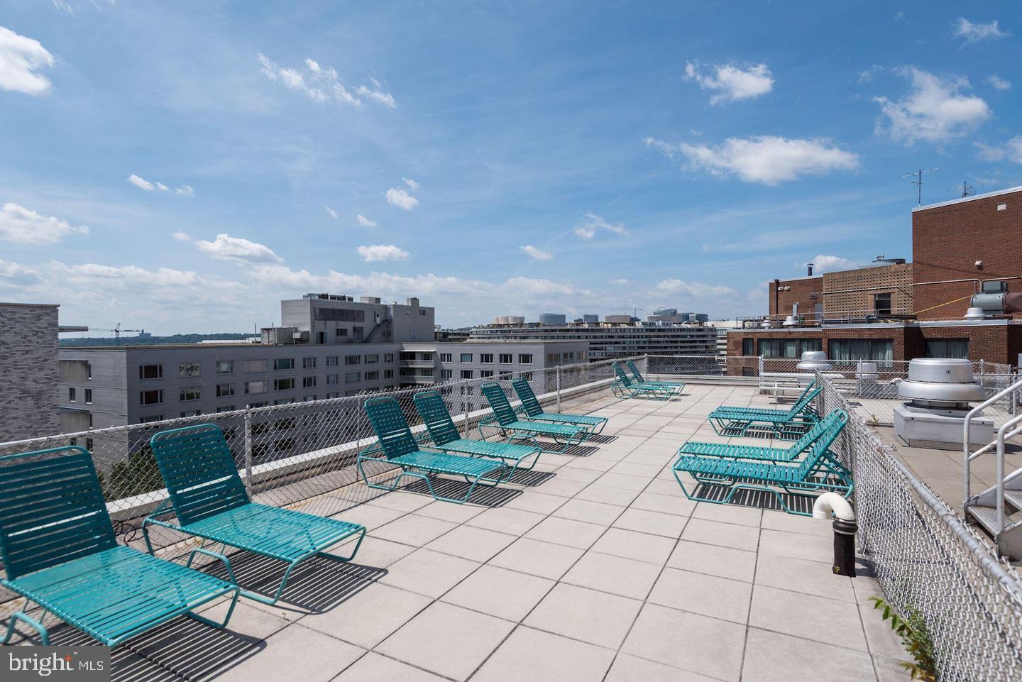 2401 H ST NW #307, WASHINGTON, District Of Columbia 20037, 1 Bedroom Bedrooms, ,1 BathroomBathrooms,Residential,For sale,2401 H ST NW #307,DCDC2243848 MLS # DCDC2243848