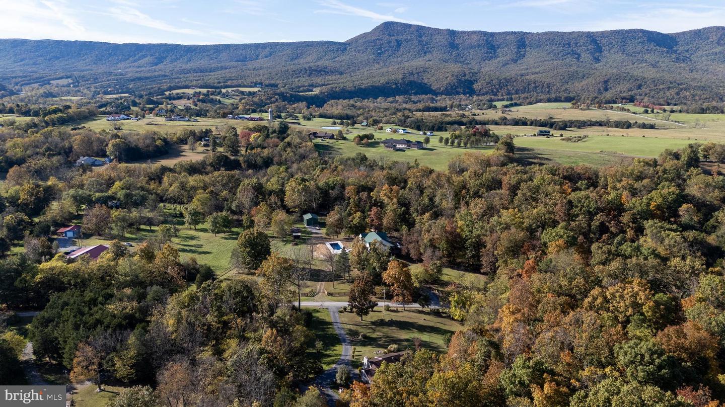 480 MONT VIEW LN, LURAY, Virginia 22835, 3 Bedrooms Bedrooms, ,2 BathroomsBathrooms,Residential,For sale,480 MONT VIEW LN,VAPA2005456 MLS # VAPA2005456