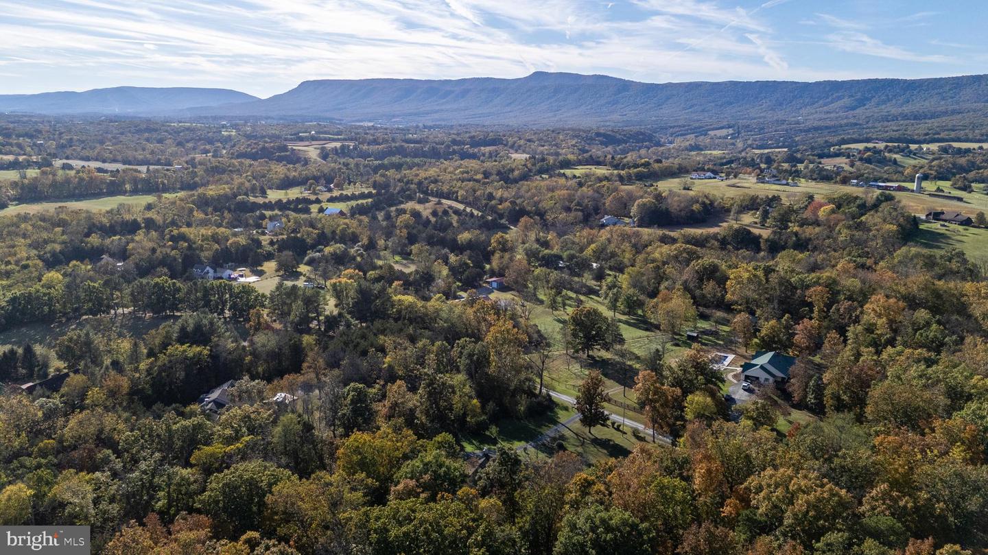 480 MONT VIEW LN, LURAY, Virginia 22835, 3 Bedrooms Bedrooms, ,2 BathroomsBathrooms,Residential,For sale,480 MONT VIEW LN,VAPA2005456 MLS # VAPA2005456