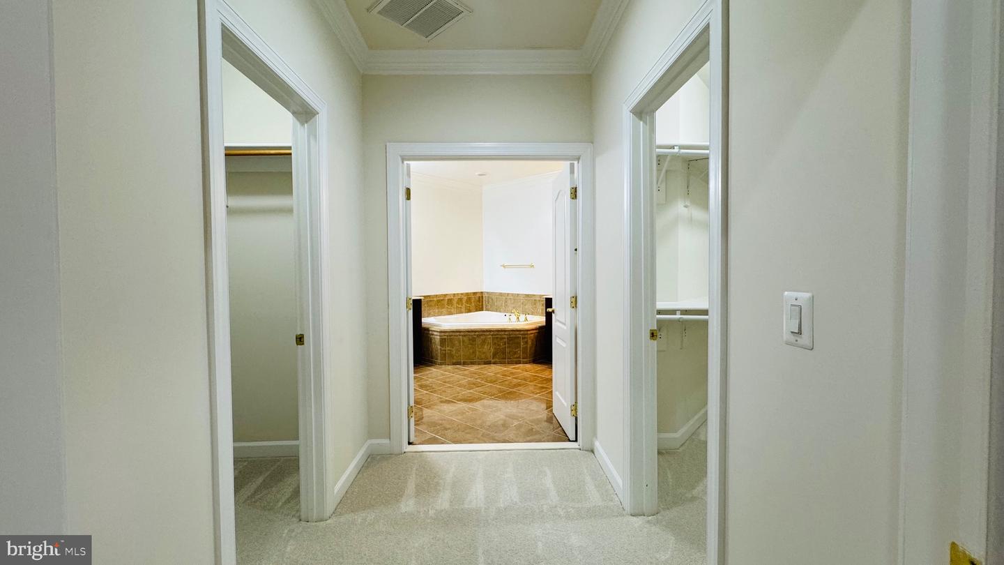 12798 FOX KEEP RUN, FAIRFAX, Virginia 22033, 4 Bedrooms Bedrooms, 17 Rooms Rooms,Residential,For sale,12798 FOX KEEP RUN,VAFX2279654 MLS # VAFX2279654 12798 FOX KEEP RUN, FAIRFAX, Virginia 22033, 4 Bedrooms Bedrooms, 17 Rooms Rooms,Residential,For sale,12798 FOX KEEP RUN,VAFX2279654 MLS # VAFX2279654