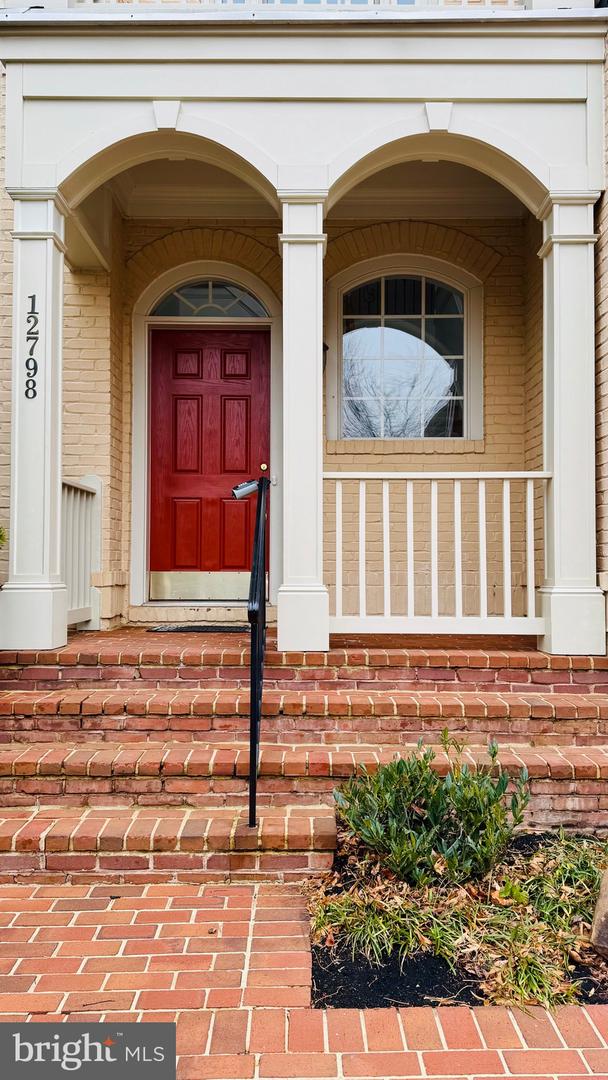 12798 FOX KEEP RUN, FAIRFAX, Virginia 22033, 4 Bedrooms Bedrooms, 17 Rooms Rooms,Residential,For sale,12798 FOX KEEP RUN,VAFX2279654 MLS # VAFX2279654 12798 FOX KEEP RUN, FAIRFAX, Virginia 22033, 4 Bedrooms Bedrooms, 17 Rooms Rooms,Residential,For sale,12798 FOX KEEP RUN,VAFX2279654 MLS # VAFX2279654
