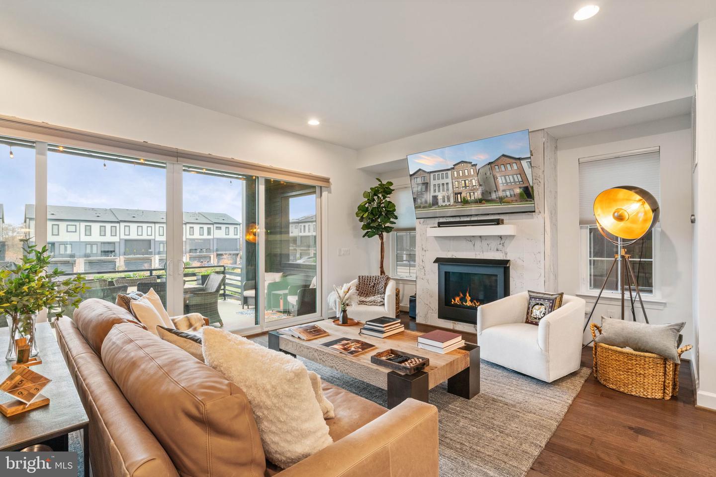 20379 CODMAN DR, ASHBURN, Virginia 20147, 4 Bedrooms Bedrooms, ,3 BathroomsBathrooms,Residential,For sale,20379 CODMAN DR,VALO2111438 MLS # VALO2111438