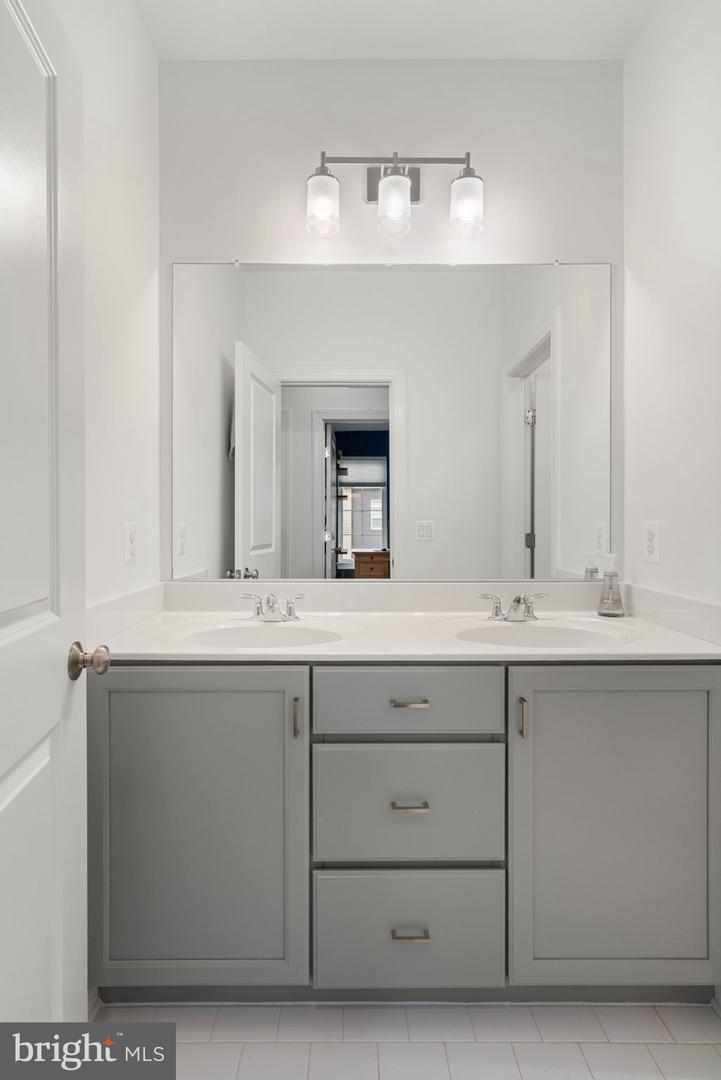 20379 CODMAN DR, ASHBURN, Virginia 20147, 4 Bedrooms Bedrooms, ,3 BathroomsBathrooms,Residential,For sale,20379 CODMAN DR,VALO2111438 MLS # VALO2111438